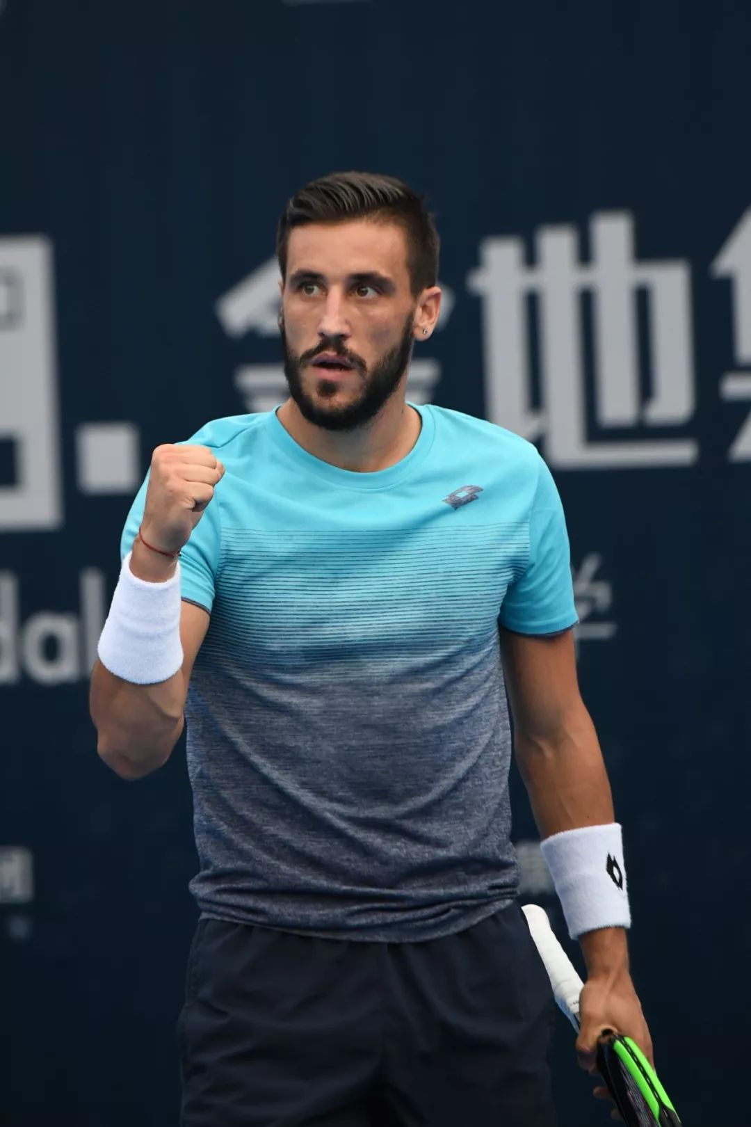 关于社区盾赛程吃紧，斯图加特转会期遗憾出局，悬念犹存，训练强度明显提升的信息-开云体育