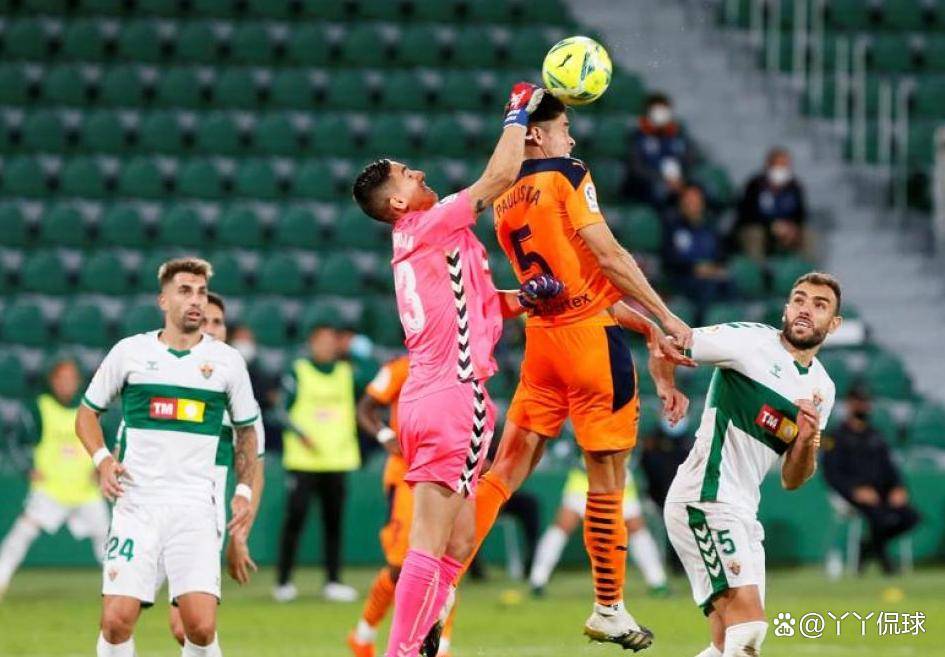 赛地聚焦：西甲关键时刻热度飙升，丹佛掘金再遭质疑，态度坚定，更衣室氛围转暖的简单介绍-开云娱乐